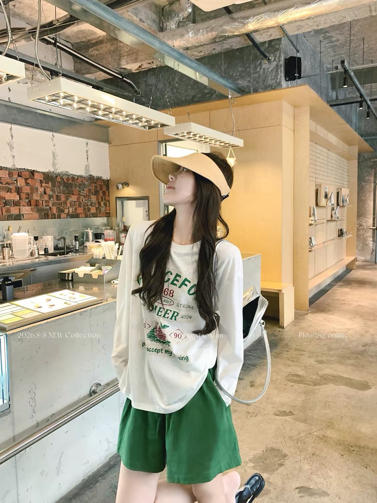 한 번 작은 짭짤한 한 부서 레트로 화이트 라운드 넥 프린트 긴팔 티셔츠 여성 이른 가을 자외선 차단 블라우스 루즈핏 슬림해 보이는 맨위 상세 이미지 4