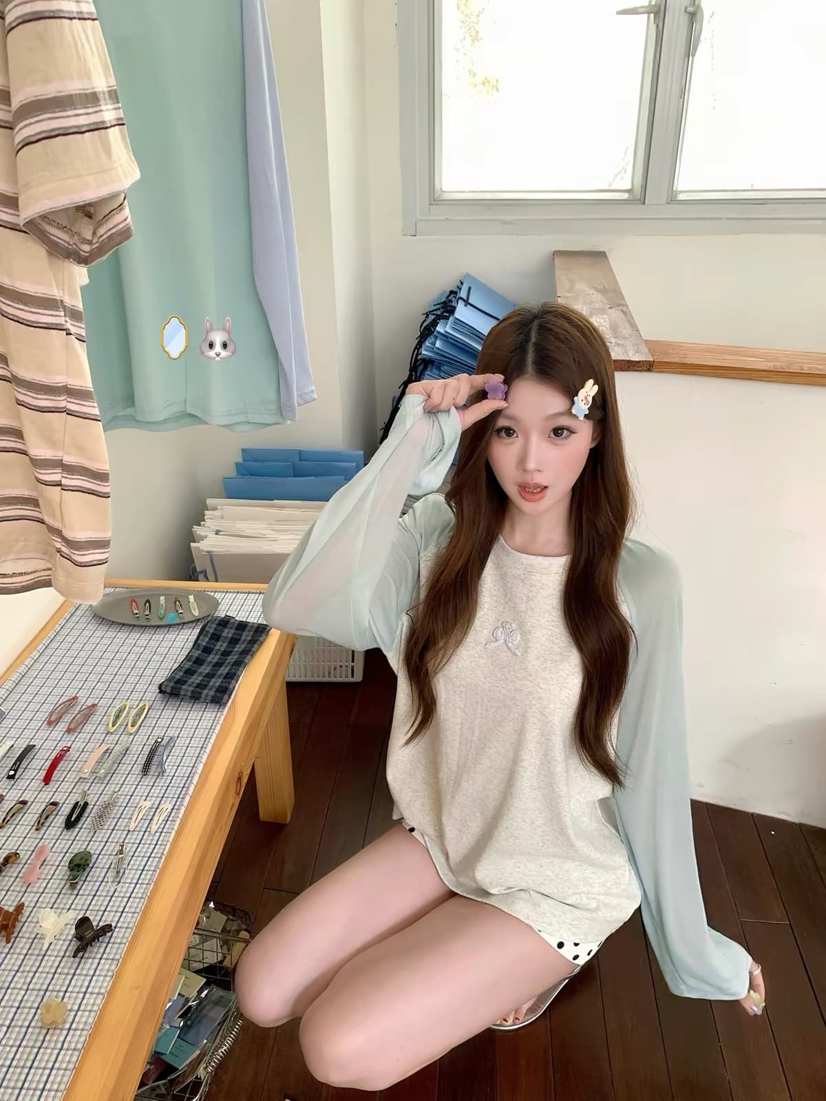 화이트 워터 여성 귀여운 가면 t 라이 경기 서울 배색 긴팔 티셔츠 여성 여름 한 부서 루즈핏 느긋한 디자인 센스 맨위