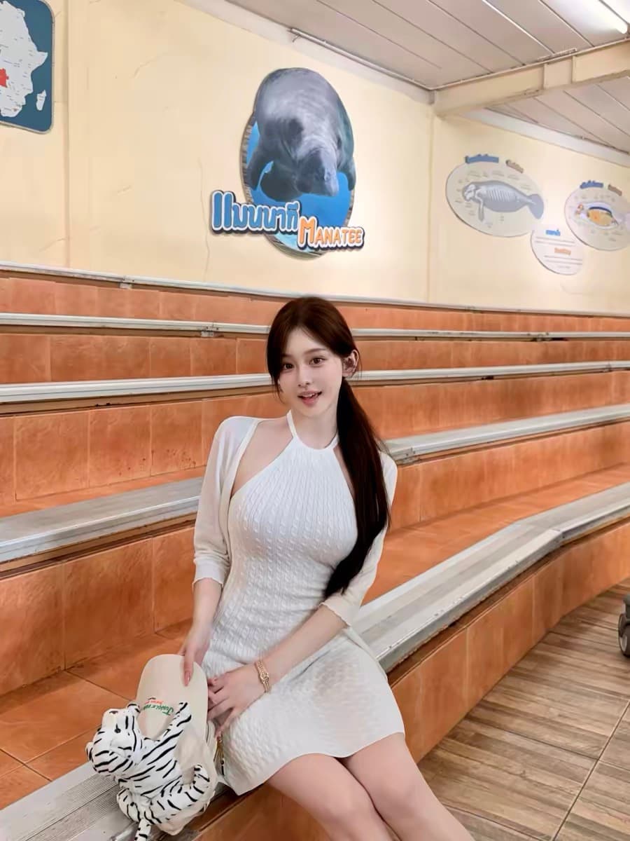 한 비 지아 화이트 행침 목 레이스업 꽈배기 허리 수축 여성 드레스 여름 민소매 새는 어깨 슬림해 보이는 우산 진자 한 마디 치마 이미지 3