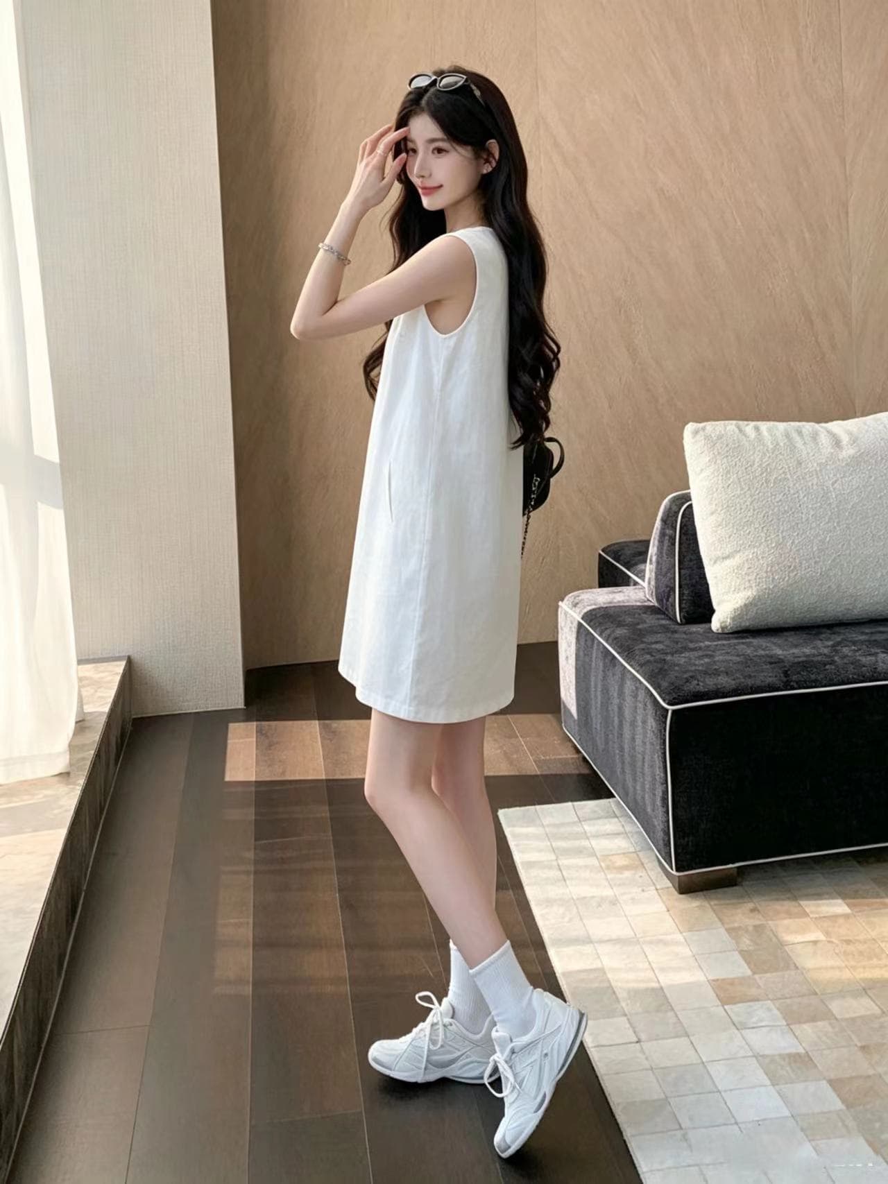 실사 지금 지금 새로운 빛 럭셔리 바람 민소매 여성 라운드 넥 슬림해 보이는 품격 다용도 치마 검정색 작은 외투 상세 이미지 11