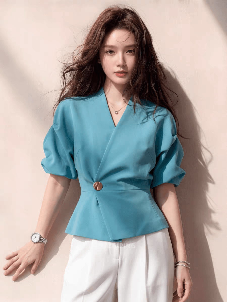 2026 여름 새로운 패션 여성 고급 디자인 센스 빛 요리 한 프랑스식 바람 V넥 거품 소매 반팔 셔츠 트렌디 상세 이미지 2