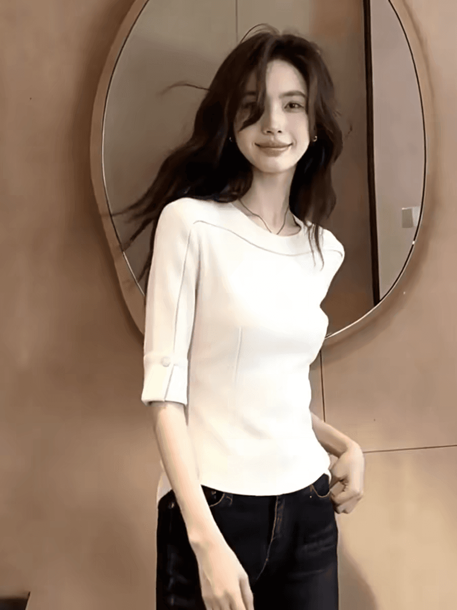 패션 라운드 넥 단색 맨위 2026 여름 디자인 센스 우아함 연령 감소 기본 셔츠 출퇴근 품격 다용도 작은 셔츠 상세 이미지 3