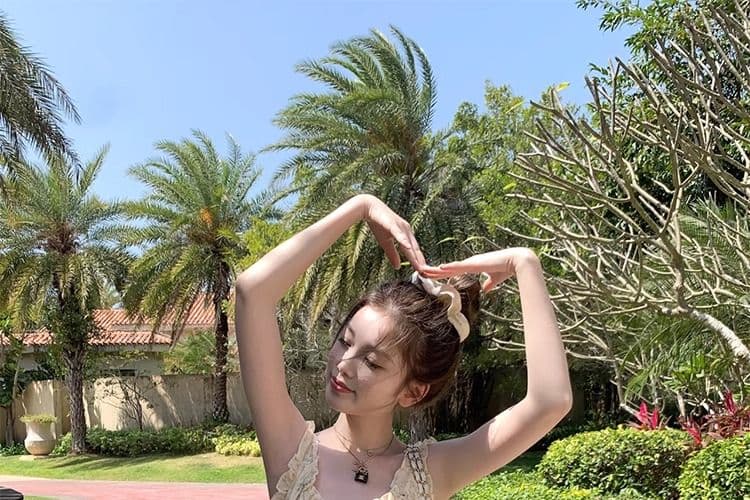 프랑스식 레트로 꽃무늬 슬립 드레스 여성 의류 봄 여름 새로운 광장 칼라 인사이드 가져 가라. Chic 품격 a 단어 길이 치마 상세 이미지 2