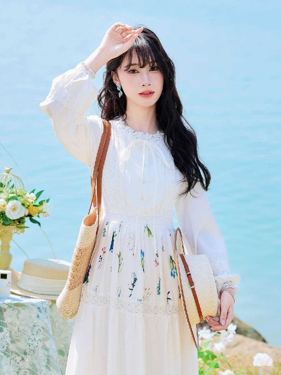 문예 바람 센 부서 작은 대중 프린트 꾸밈음 디자인 센스 레이스 레이스업 화이트 드레스 2026 봄 A라인 스커트