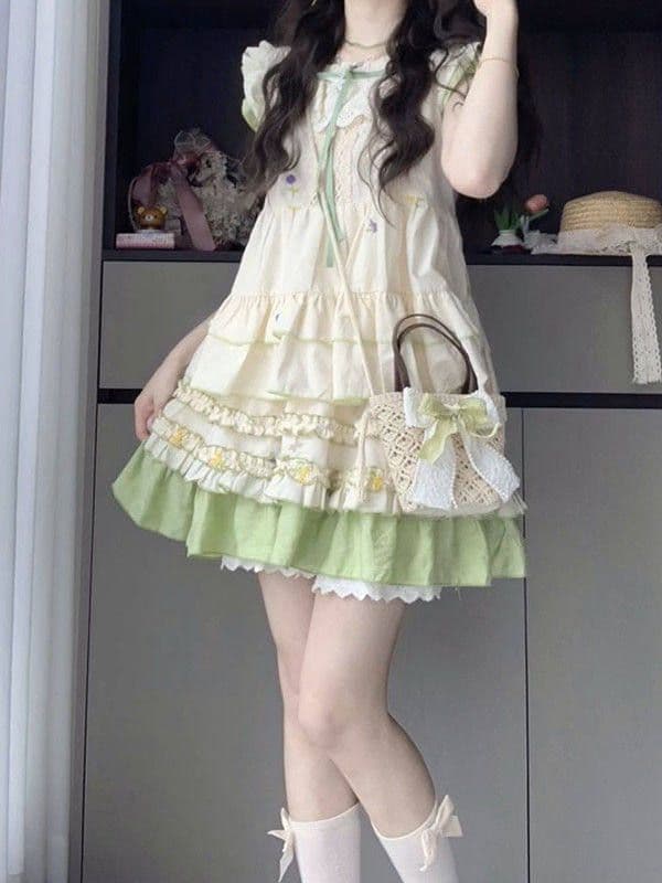 여름 캐주얼 도파민 작은 날다 소매 프린트 배색 맨위 레이스 케이크 반신 미니 스커트 투피스 세트 착용 가져 가라. 상세 이미지 10