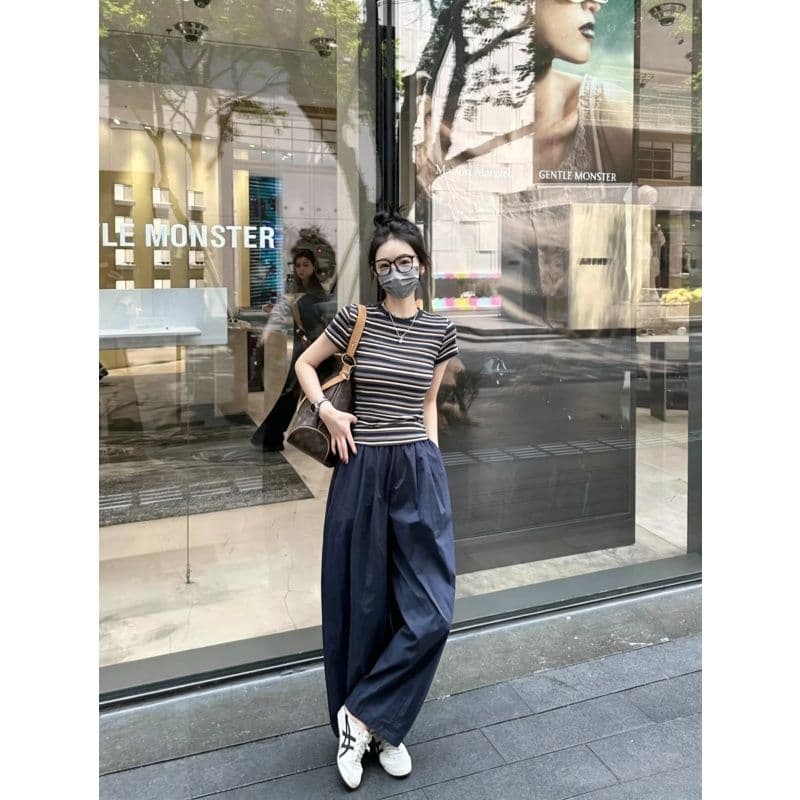 한 부서 chic 스포츠 슈트 여성 여름 루즈핏 슬림해 보이는 패션 스트라이프 반팔 와이드 레그 팬츠 캐주얼 투피스 세트 트렌디 이미지 2