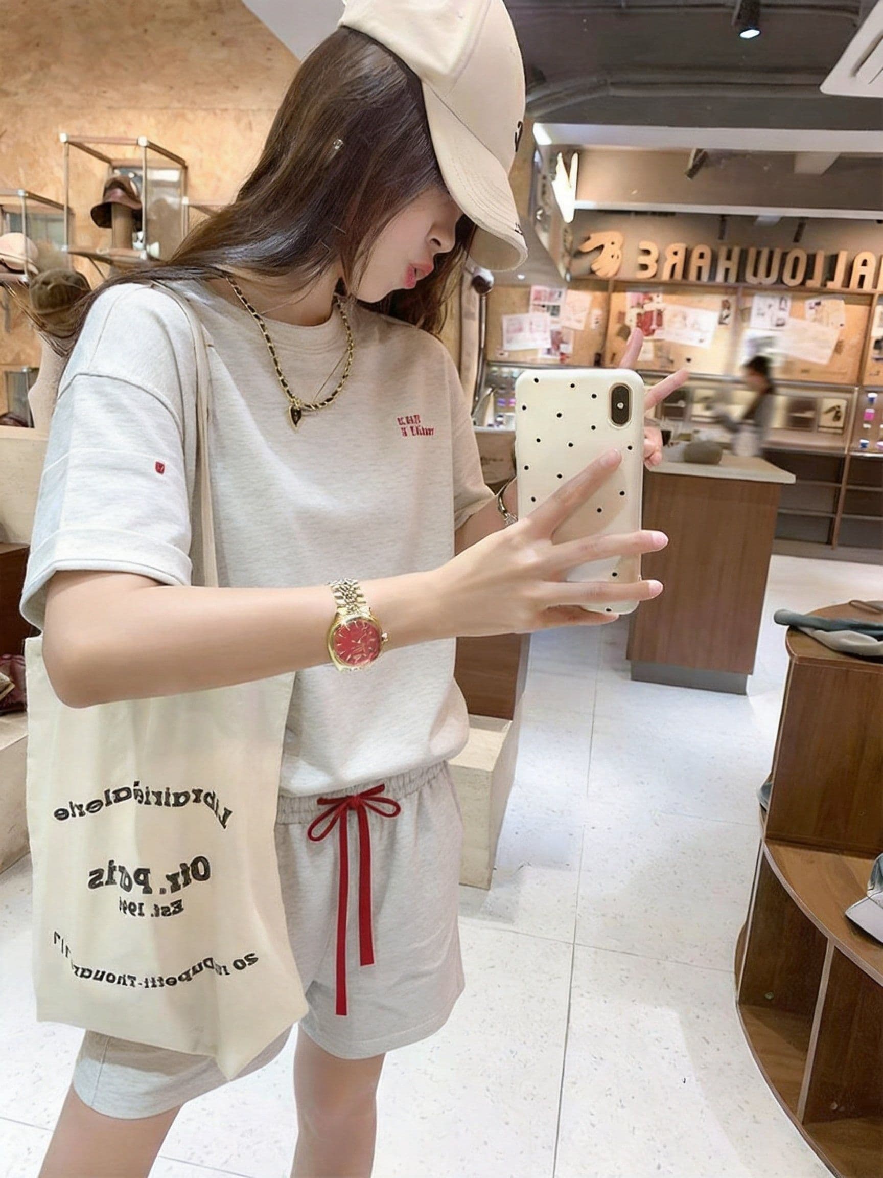 느긋한 바람 캐주얼 스포츠 슈트 여성 여름 한 부서 루즈핏 학생 패션 반팔 반바지 레트로 러닝 투피스 세트 상세 이미지 1
