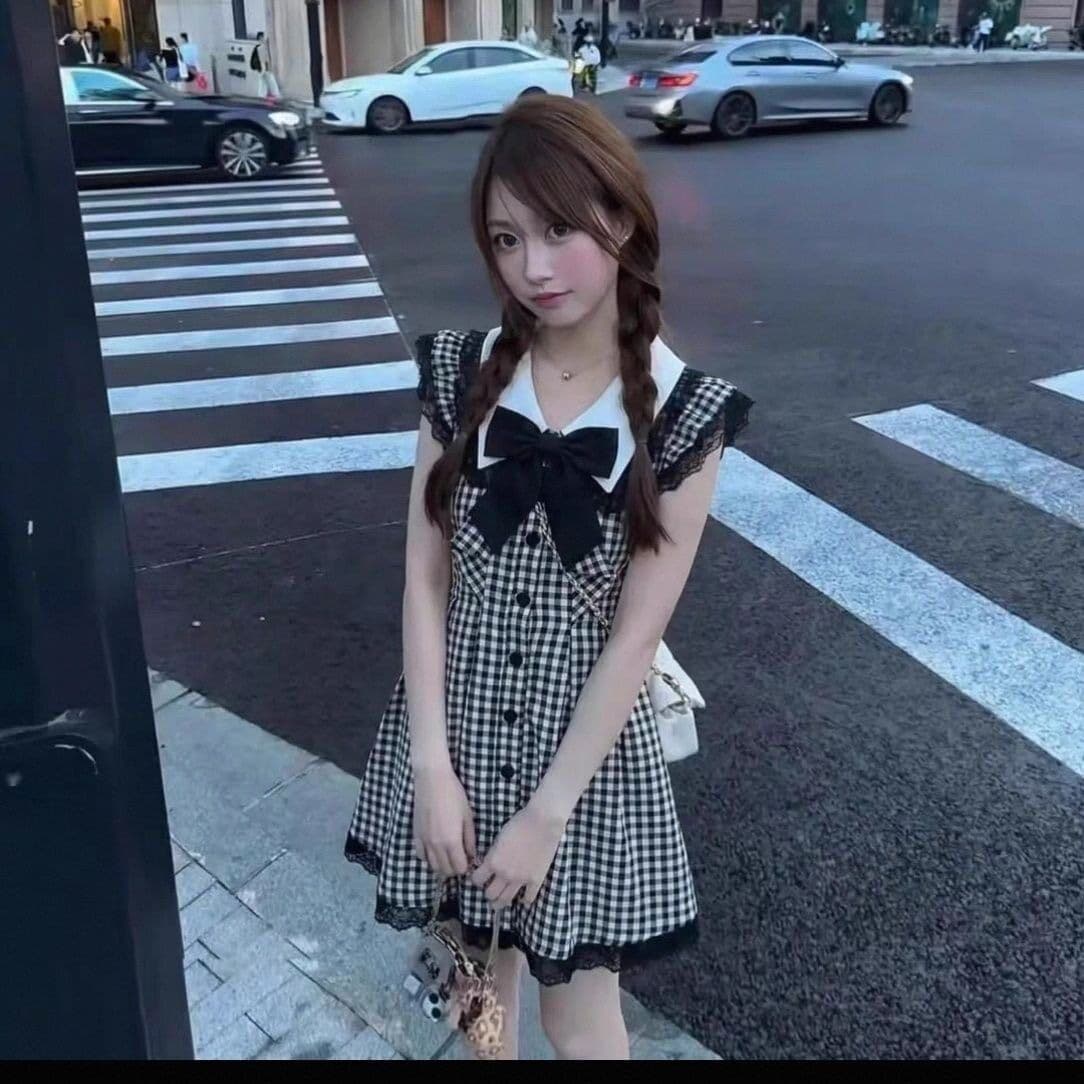 흑인과 백인 체크무늬 Feifei 소매 학원 스타일 여성 드레스 여름 레이스 조각 루즈핏 슬림해 보이는 A라인 스커트 짧은 치마 상세 이미지 4