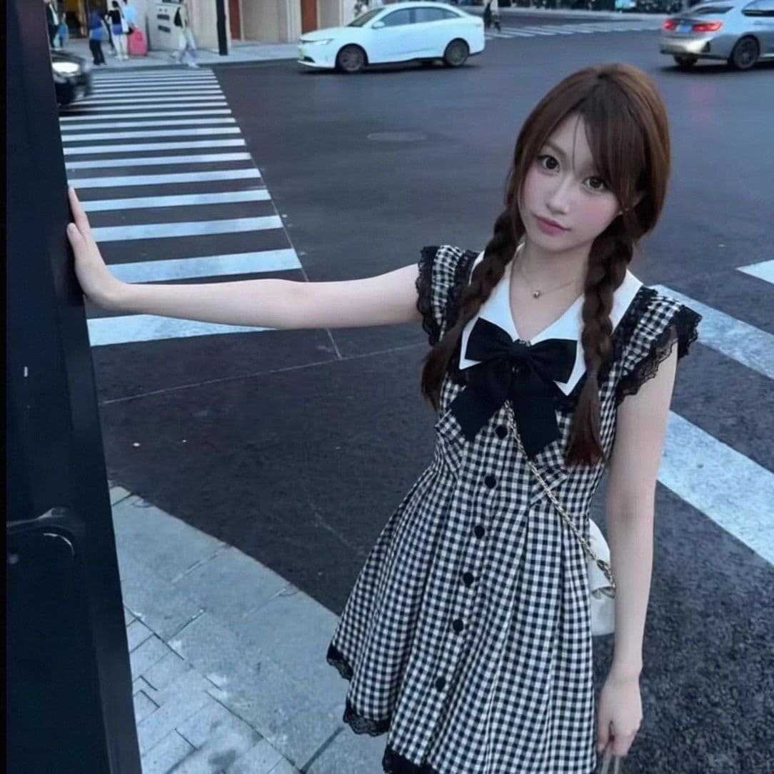 흑인과 백인 체크무늬 Feifei 소매 학원 스타일 여성 드레스 여름 레이스 조각 루즈핏 슬림해 보이는 A라인 스커트 짧은 치마 상세 이미지 5