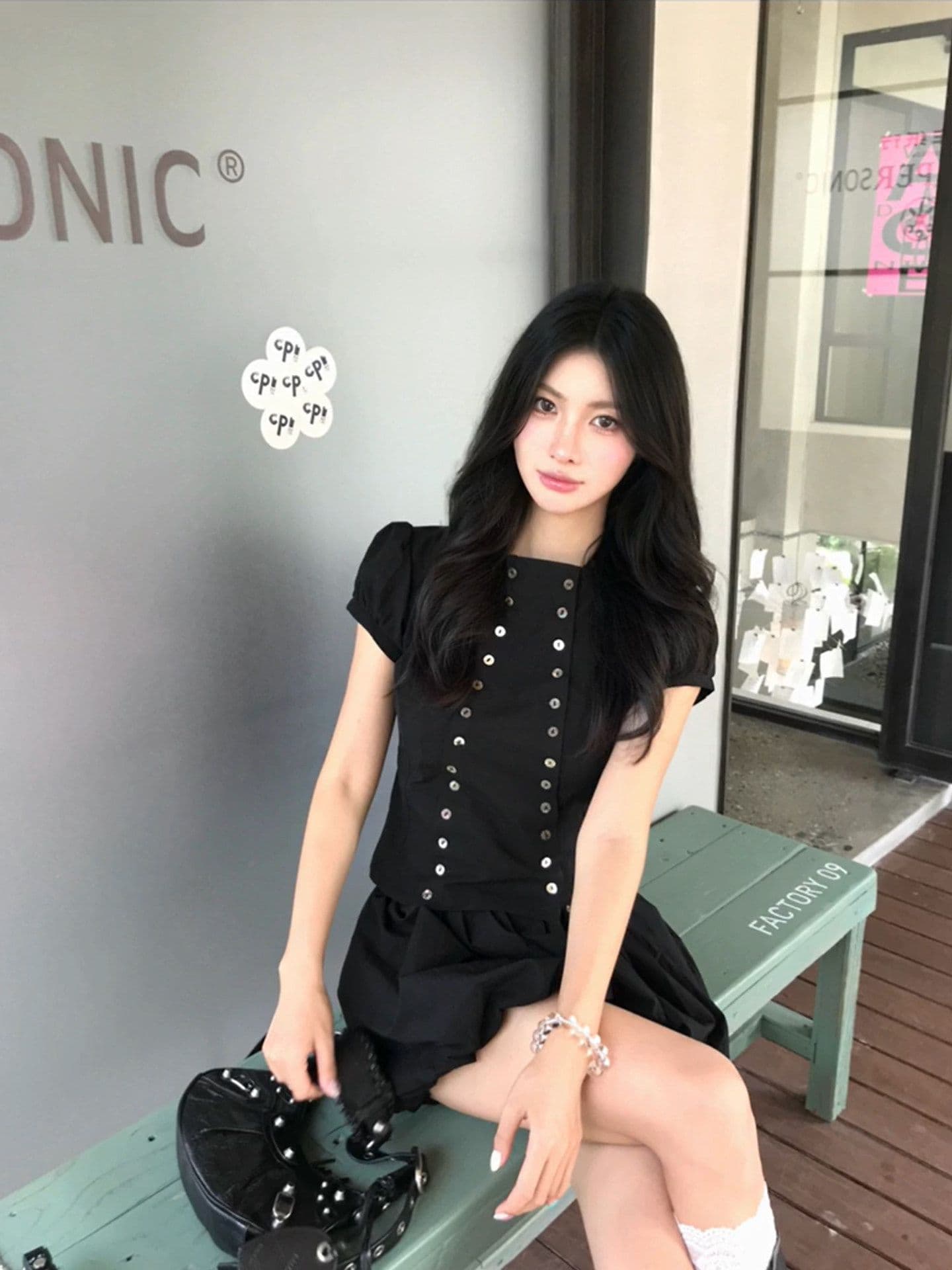 한 부서 검정색 거품 소매 이중 버튼 허리 수축 여성 셔츠 여름 새로운 패션 다용도 몸매 가꾸기 슬림해 보이는 맨위 트렌디 이미지 4