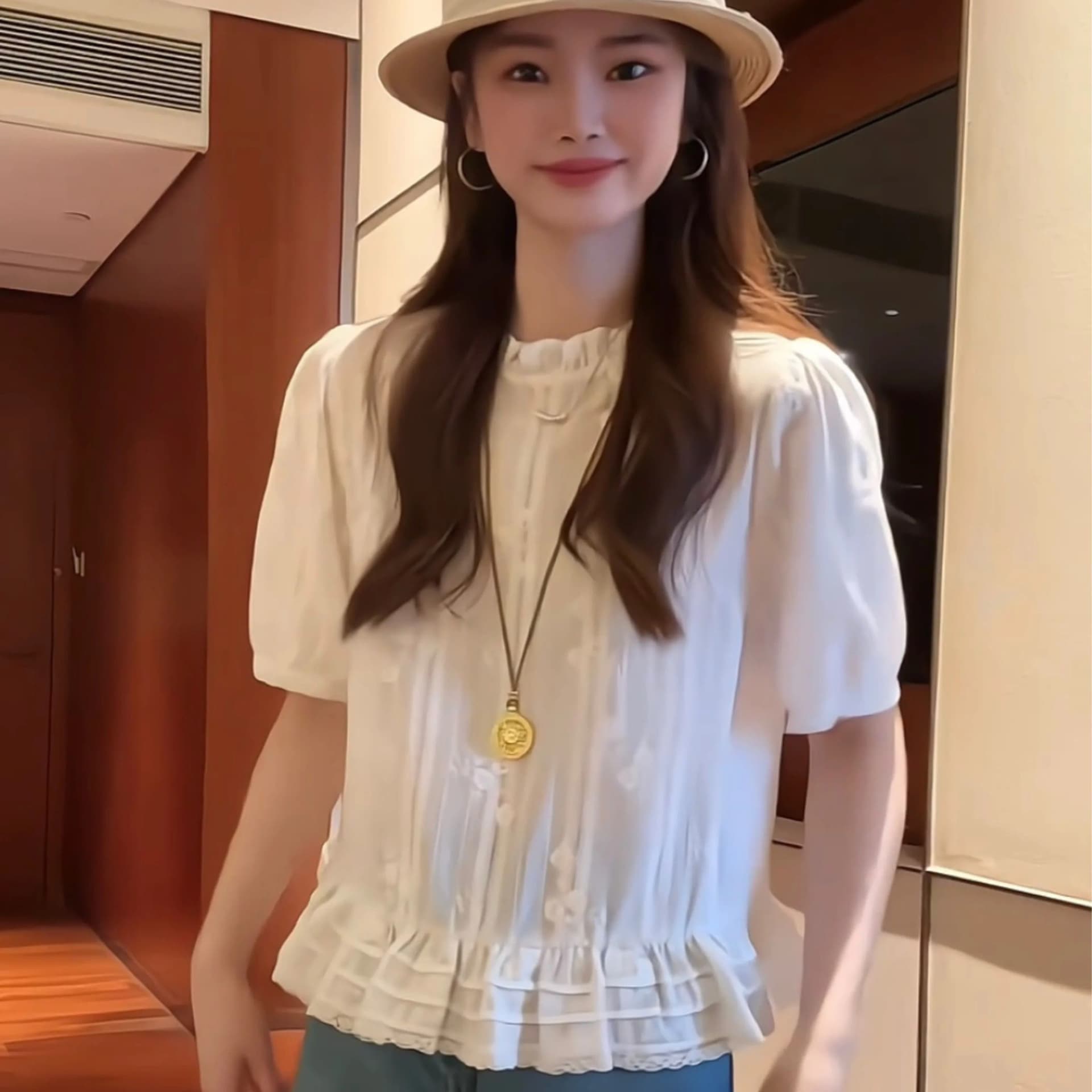 레이스 자카드 자수 셔츠 2026 새로운 디자인 센스 연령 감소 작은 셔츠 반팔 얇고 가벼운 슬림해 보이는 작은 키 맨위 이미지 5