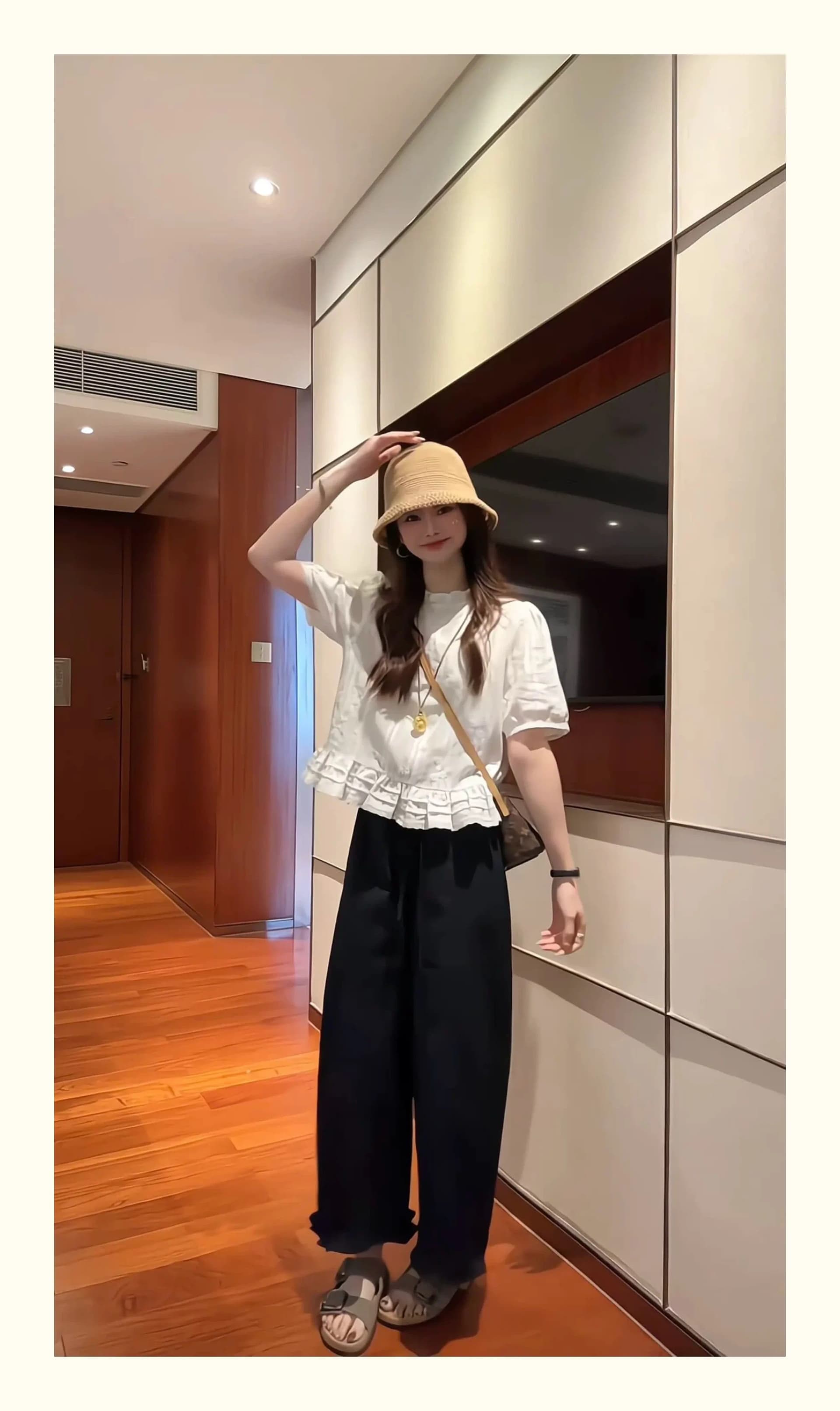 레이스 자카드 자수 셔츠 2026 새로운 디자인 센스 연령 감소 작은 셔츠 반팔 얇고 가벼운 슬림해 보이는 작은 키 맨위 상세 이미지 2
