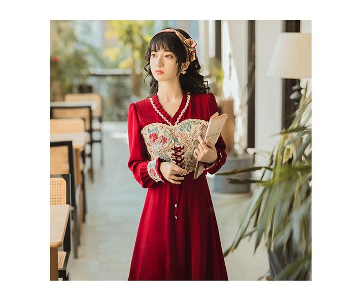 프랑스식 빨간색 여성 드레스 조기 가을 레트로 부드러운 품격 허리 수축 슬림해 보이는 디자인 센스 작은 대중 패션 연령 감소 상세 이미지 2