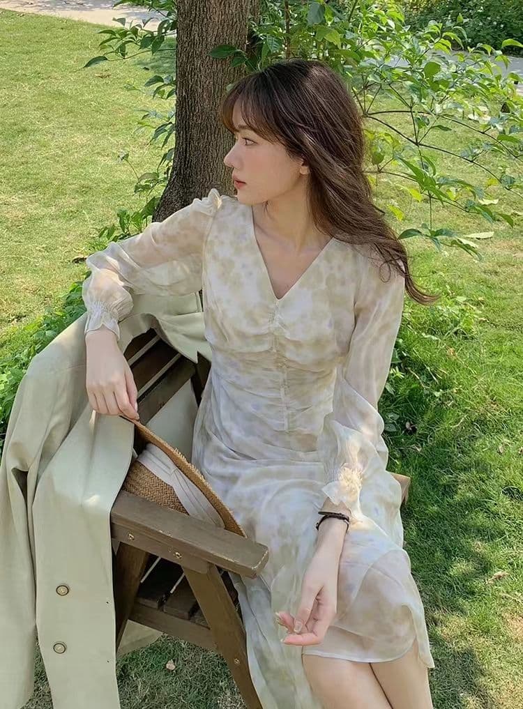 긴팔 여성 드레스 2026 가을 부드러운 품격 몸매 가꾸기 슬림해 보이는 꽃무늬 롱 코트 V넥 인어 꼬리 스커트 상세 이미지 2