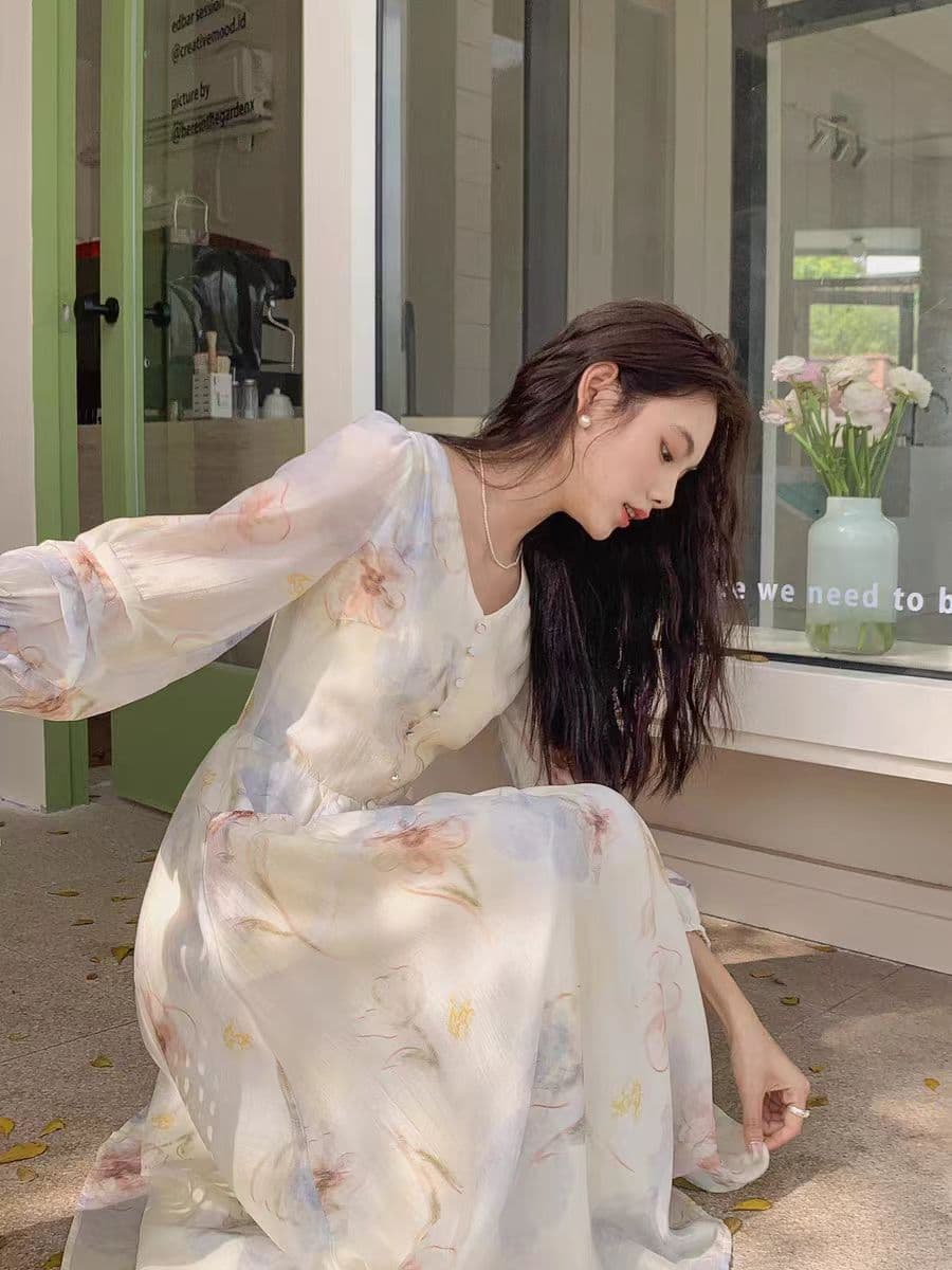 부드러운 바람 프린트 주간 실크 여성 드레스 2026 가을 프랑스식 디자인 센스 긴팔 몸매 가꾸기 롱 스커트 요정 이미지 3