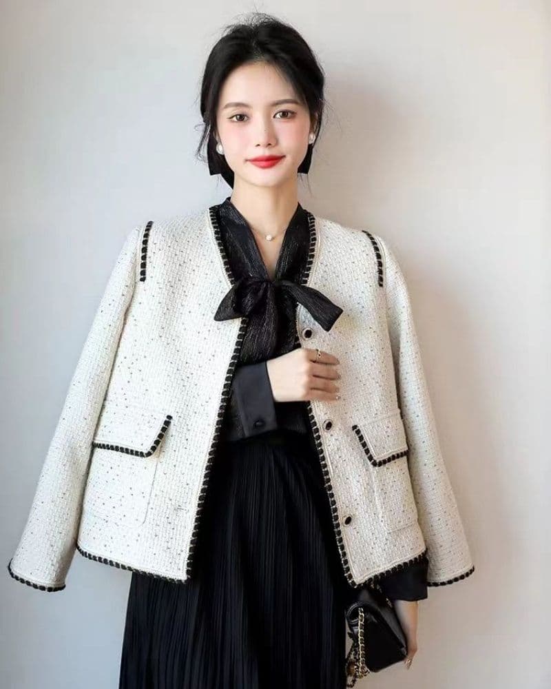 명문 여성 요정 가스 2026 봄 새로운 샤오시엔 명문 여성 바람 품격 우아함 스팽글 짧은 외투 미니멀리즘 패션