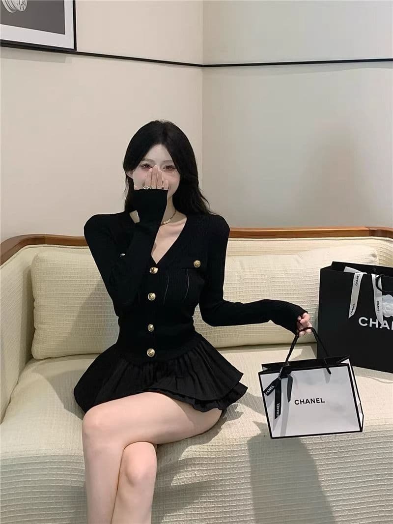 작은 샤넬 스타일 화이트 순수한 색 욕망 슬림해 보이는 핫걸 세트 여성 가을 긴팔 니트 스웨터 맨위 반신 치마 투피스 세트 상세 이미지 7