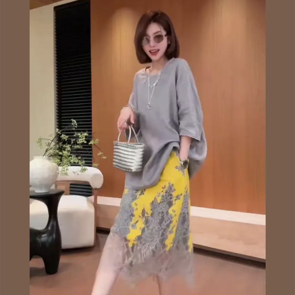 2026 여름 새로운 레이스 라운드 넥 슬림해 보이는 다용도 희미한 芋 진흙 보라색 티셔츠 이미지 6