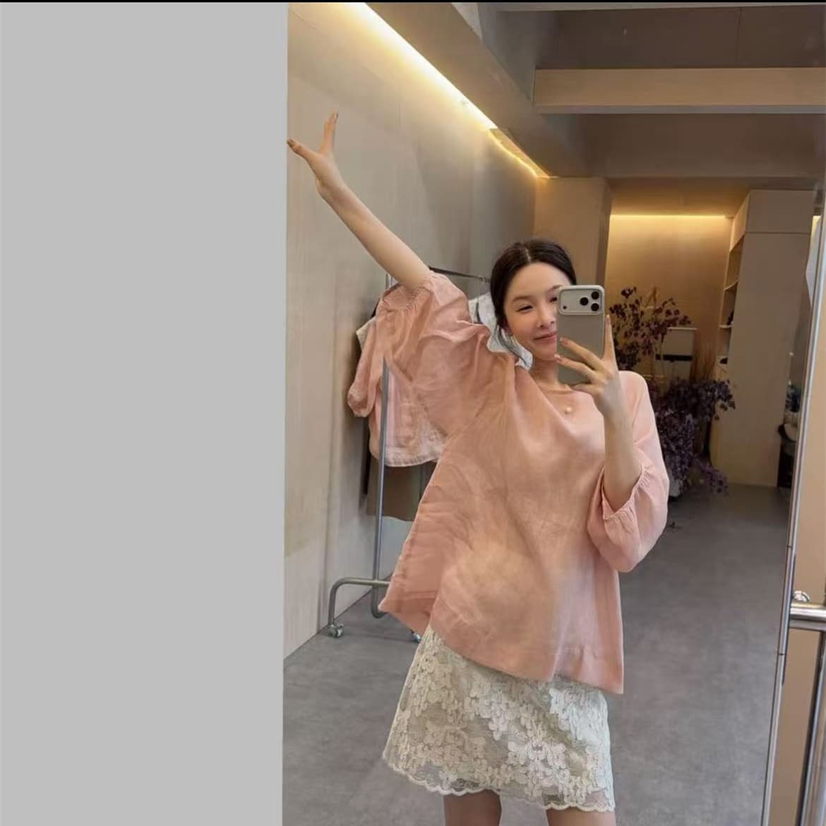 한 부서 뒤로 트임 루즈핏 맨위 무거운 작업 스팽글 레이스 허리밴드 반 스커트 세트 상세 이미지 5