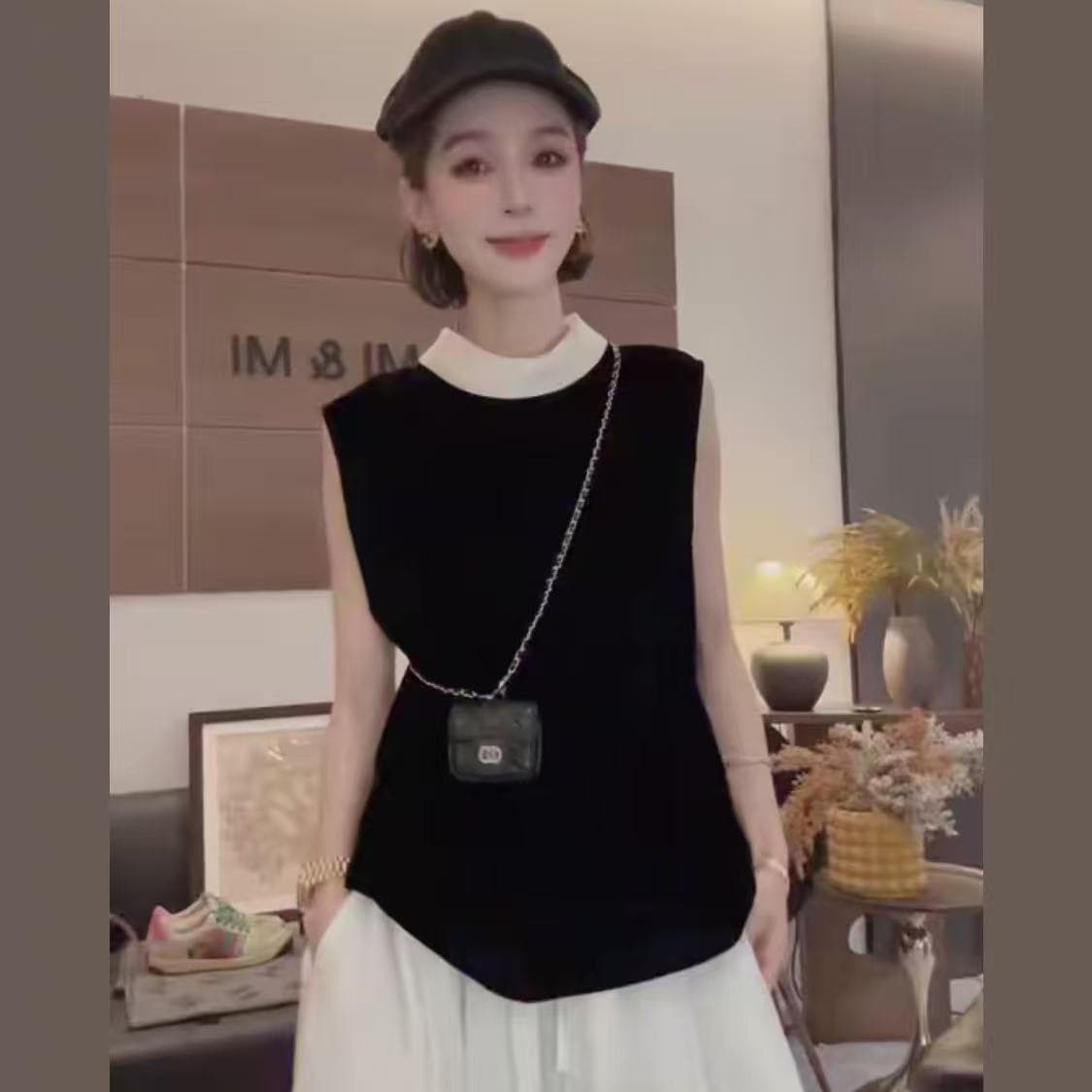 2026 여름 새로운 프랑스식 빛 럭셔리 폴로 칼라 민소매 맨위 이미지 5