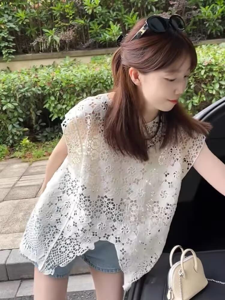한 부서 디자인 센스 불규칙 홀로우 아웃 훅 꽃이 떨어지는 어깨 소매 여성 셔츠 2026 여름 새로운 품격 슬림해 보이는 맨위 이미지 3
