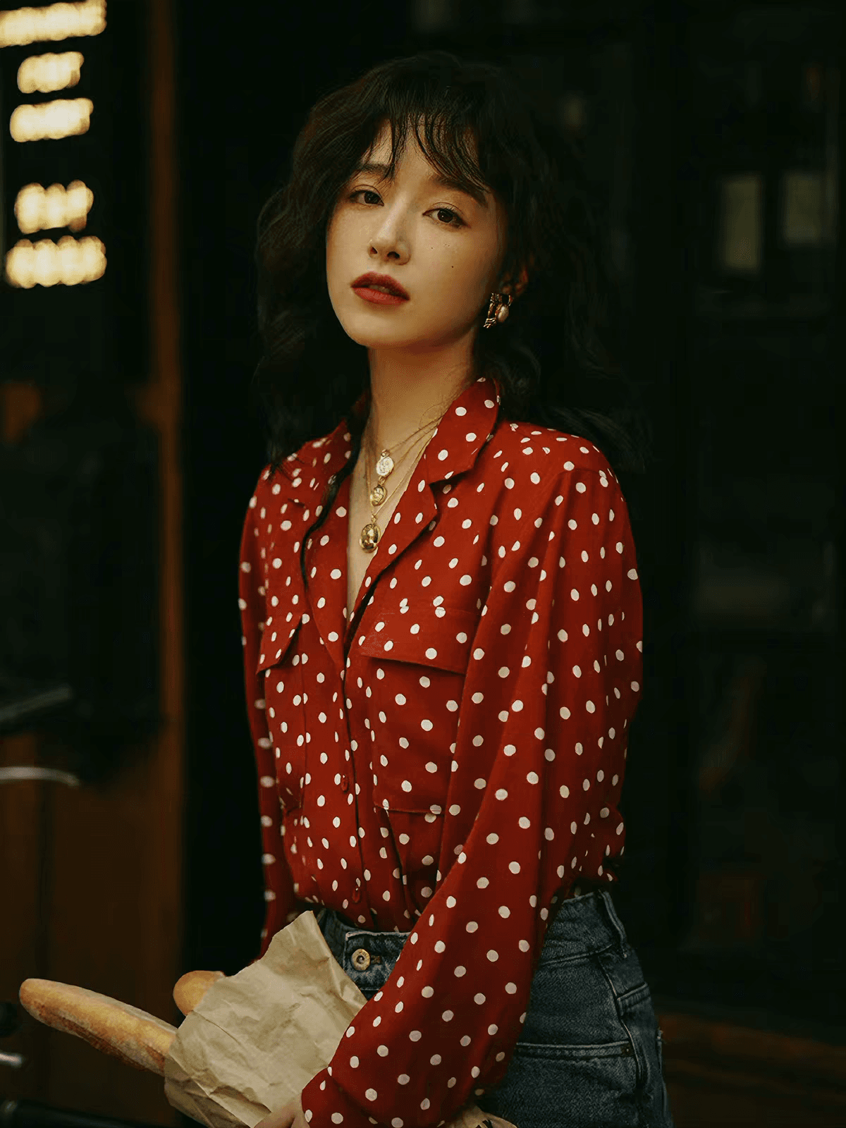 와인 레드 도트 무늬 여성 셔츠 디자인 센스 작은 대중 빛 요리 한 프랑스식 질감 맨위 레트로 홍콩 느낌 긴팔 셔츠 상세 이미지 2