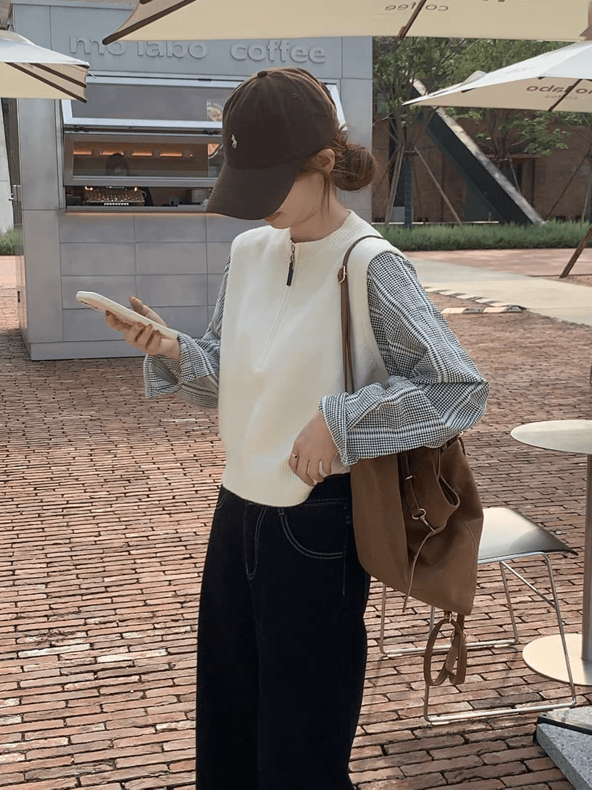 프랑스식 사소한 Chic 페이크 레이어드 체크무늬 패치워크 니트 스웨터 여성 2026 가을 루즈핏 슬림해 보이는 하프 지퍼 스웨터 이미지 4