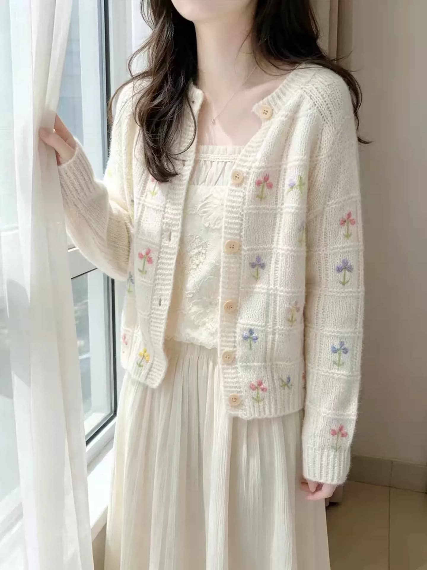 센 부서 디자인 센스 수공 자수 자수 외부 가져 가라. 니트 오픈 가디건 여성 작은 대중 품격 슬림해 보이는 얇은 스타일 작은 맨위 이미지 2