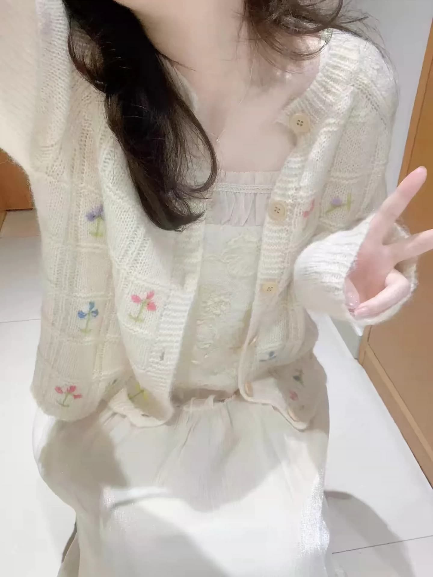 센 부서 디자인 센스 수공 자수 자수 외부 가져 가라. 니트 오픈 가디건 여성 작은 대중 품격 슬림해 보이는 얇은 스타일 작은 맨위 상세 이미지 3