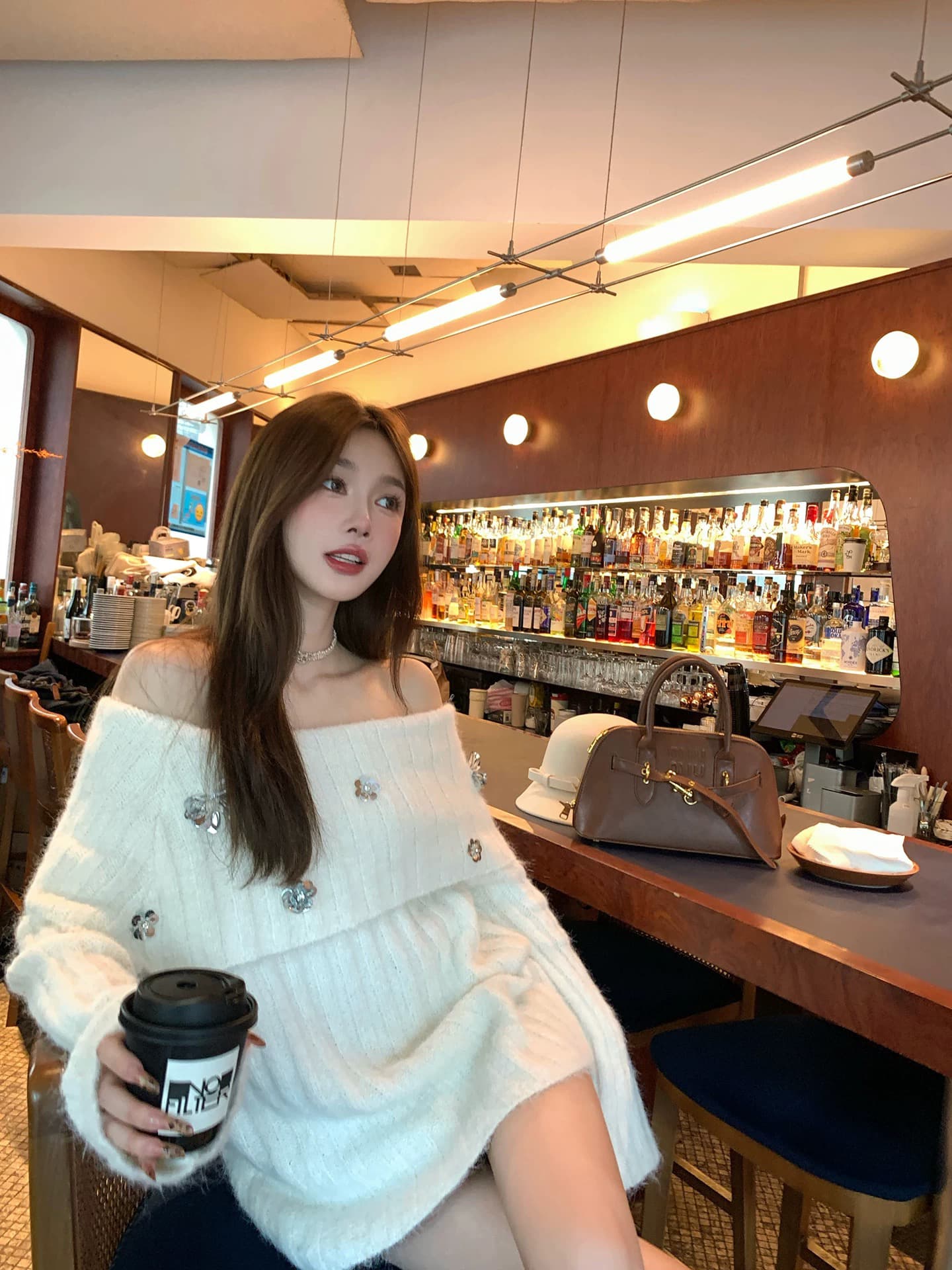 작은 순수한 욕망 부드러운 오프숄더 니트 스웨터 여성 2026 년 가을 품격 오프숄더 맨위 상세 이미지 1