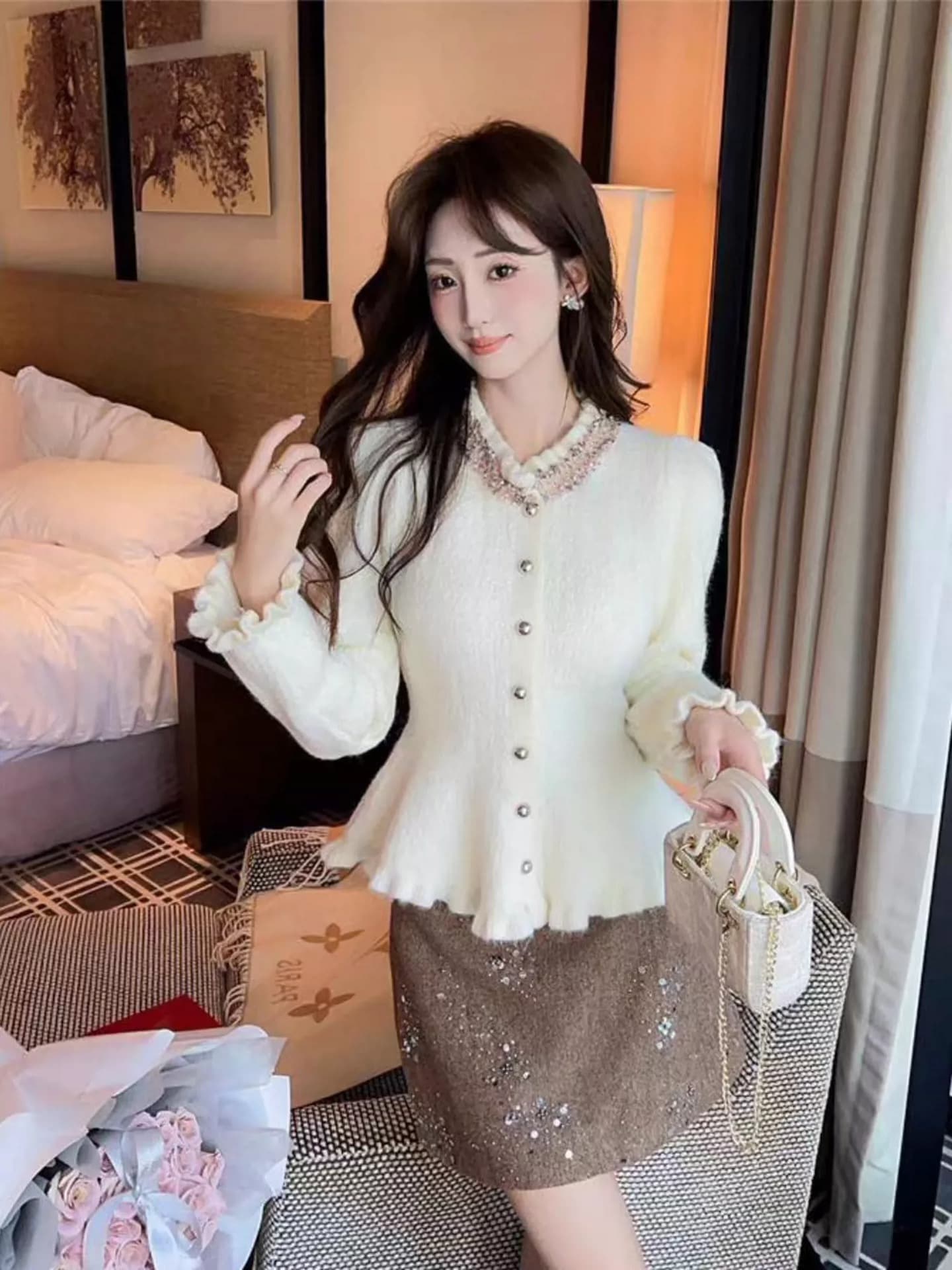 프랑스식 작은 샤넬 스타일 라운드 넥 패치워크 프릴 니트 여성 코트 가을 겨울 새로운 천 금빛 바람 연령 감소 스웨터 오픈 가디건