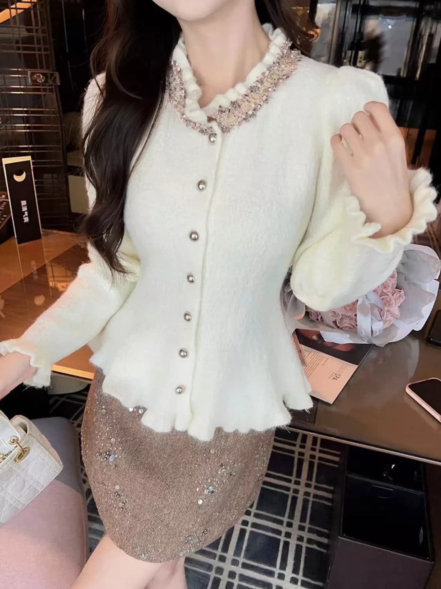 프랑스식 작은 샤넬 스타일 라운드 넥 패치워크 프릴 니트 여성 코트 가을 겨울 새로운 천 금빛 바람 연령 감소 스웨터 오픈 가디건 이미지 3