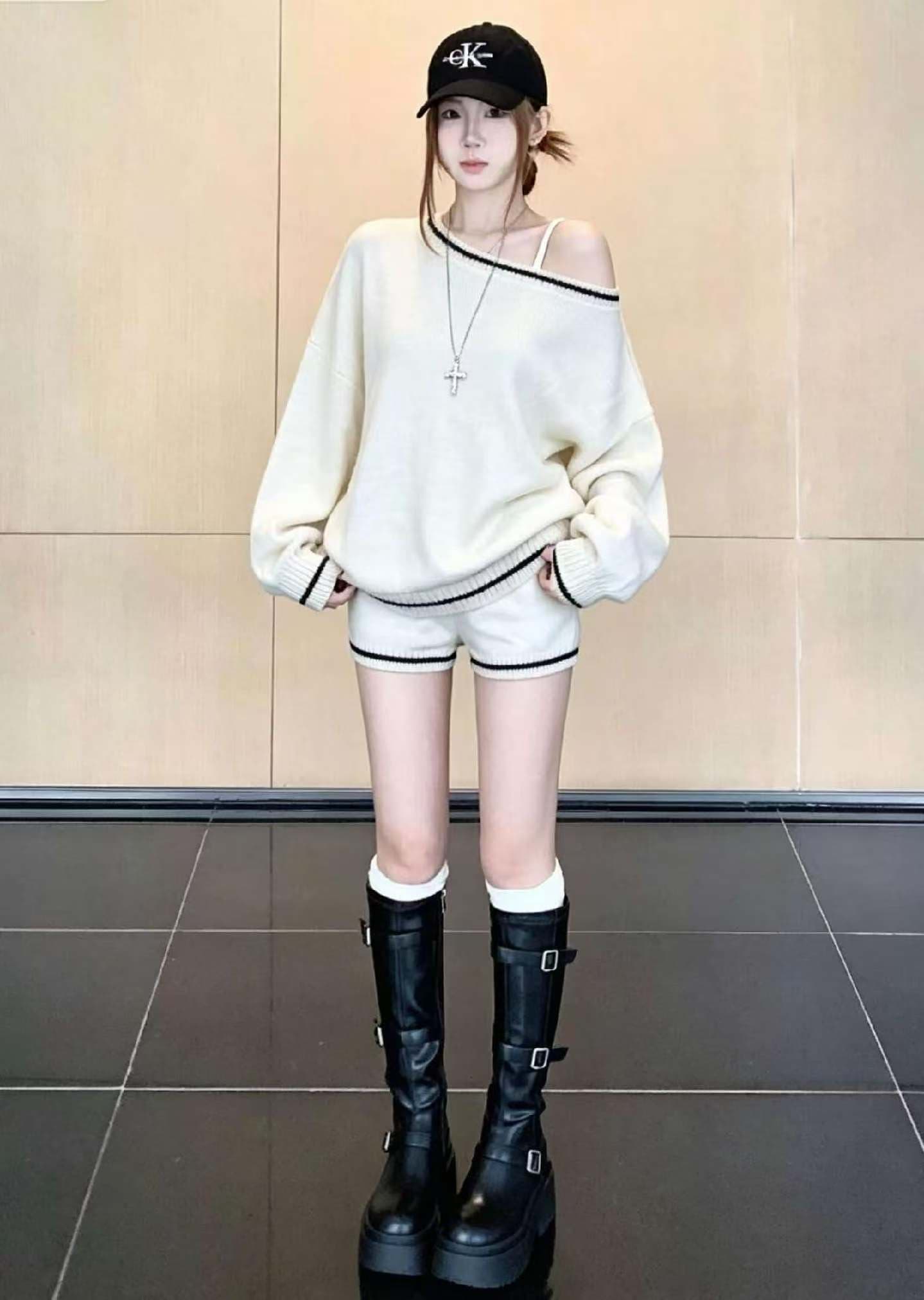 레트로 부드러운 바람 자이언트 잘 생긴 ~ 중 비스듬한 어깨 의류 반바지 투피스 슈트 품격 전체 집합 착용 가져 가라. 2026 가을