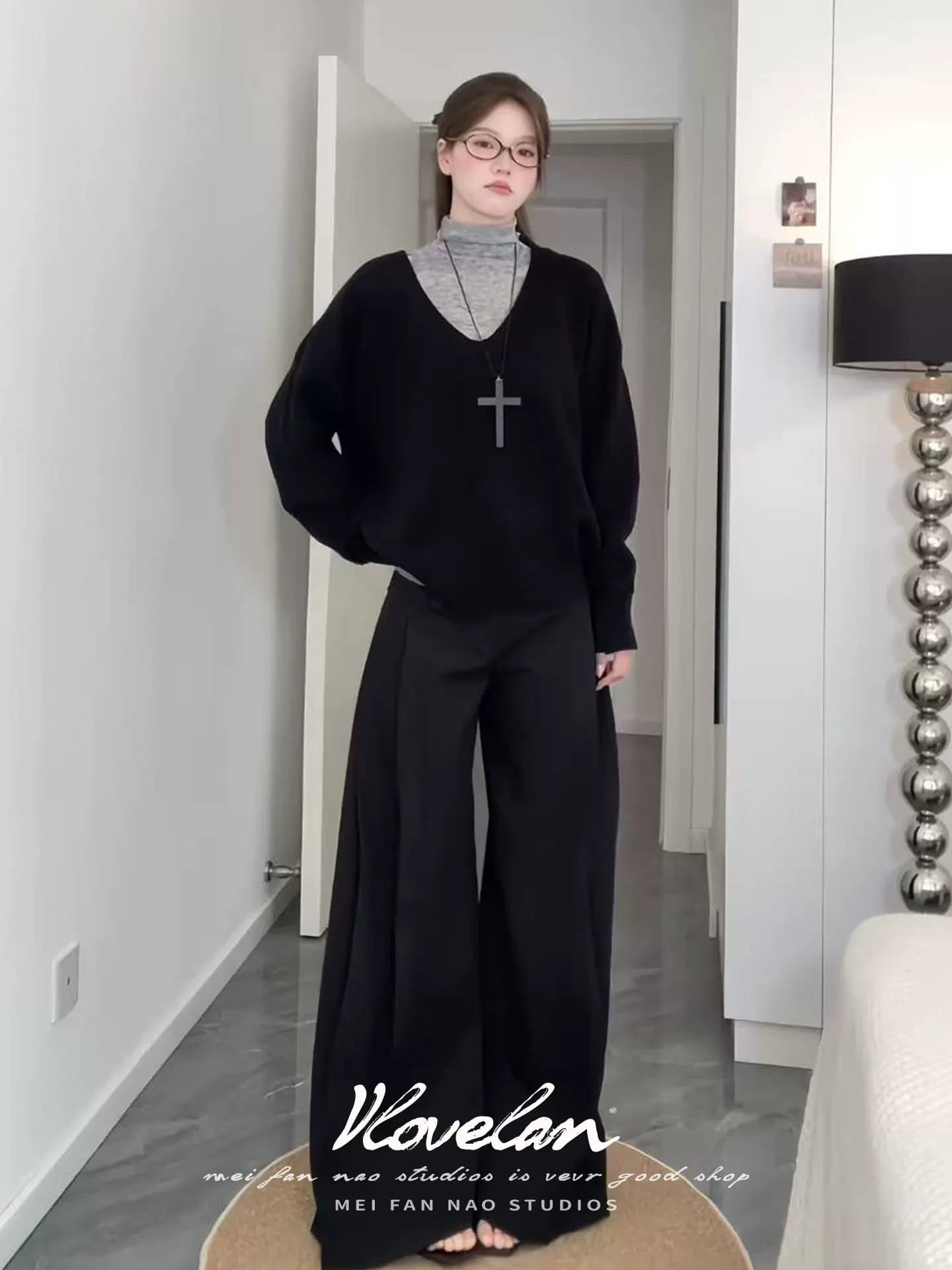한 부서 품격 검정색 V넥 니트 스웨터 스택 착용 터틀넥 조끼 세트 여성 이른 가을 새로운 상세 이미지 3