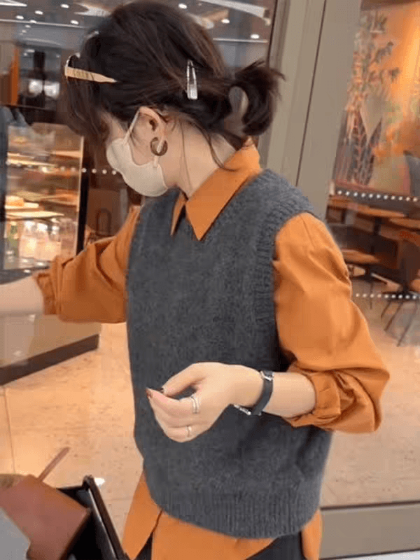 작은 샤넬 스타일 스웨터 니트 베스트 여자 2026 새로운 봄과 가을 고유 한 아름다운 스택 착용 조끼 민소매 맨위 이미지 2
