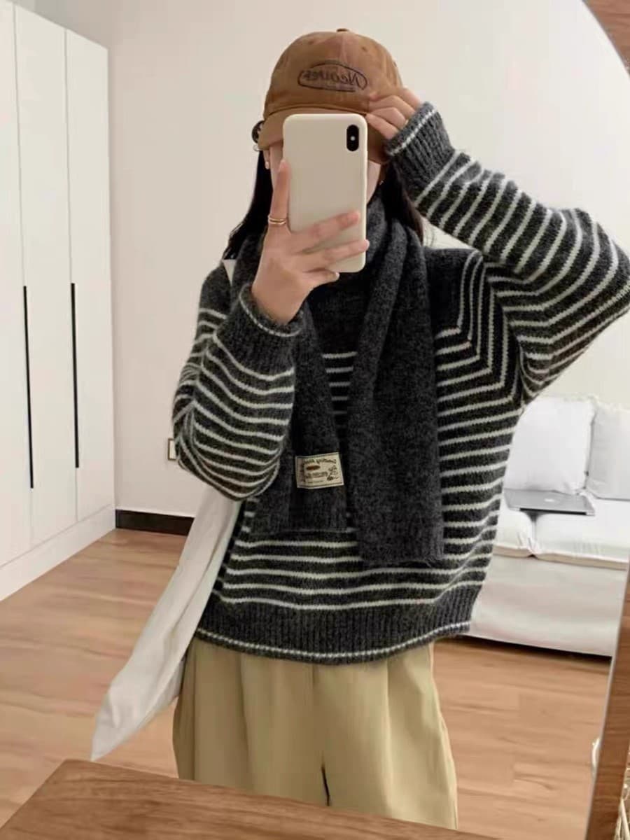 한 부서 스트라이프 풀오버 품격 다용도 루즈핏 분위기 센스 보온 부드러운 찹쌀 스웨터 경기 스카프 만나는 니트 스웨터 트렌디 이미지 2
