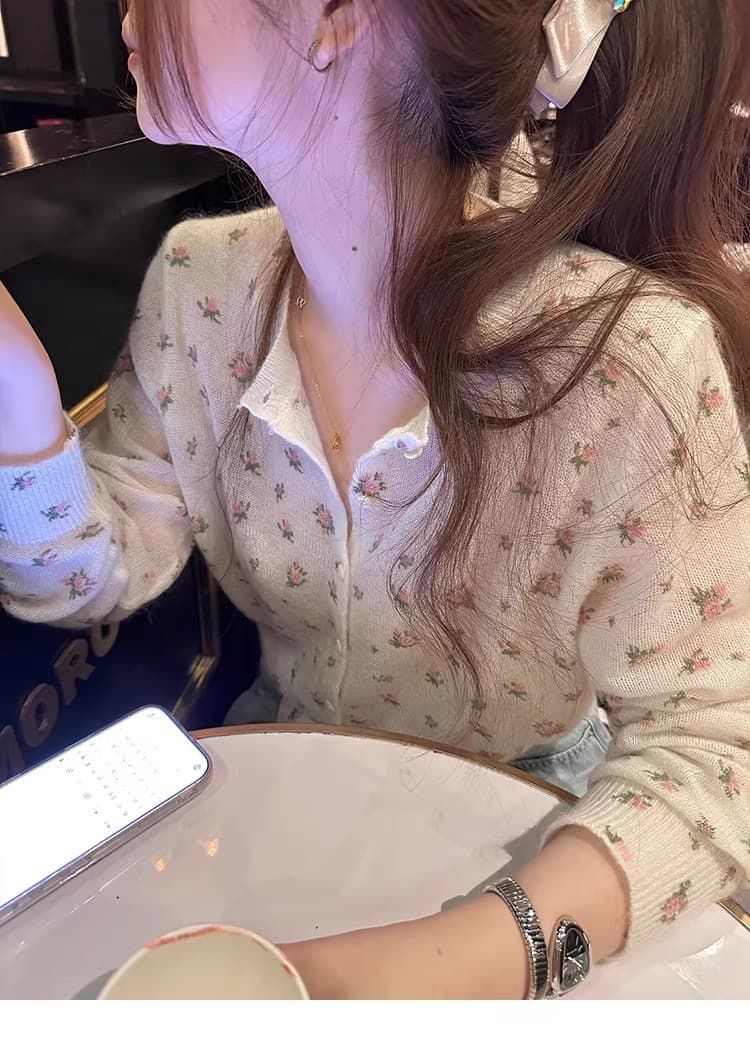 한 부서 아름다운 화이트 꽃무늬 니트 오픈 가디건 여성 이른 봄 디자인 센스 얇은 스타일 스웨터 코트 루즈핏 슬림해 보이는 맨위 상세 이미지 9
