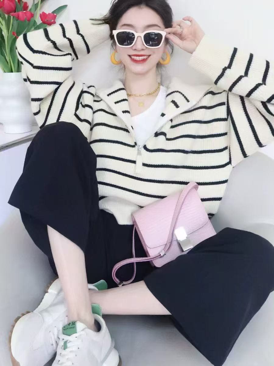 2026 새로운 프랑스식 레트로 하프 지퍼 배색 폴로 칼라 스트라이프 니트 스웨터 여성 디자인 센스 스웨터 상세 이미지 4