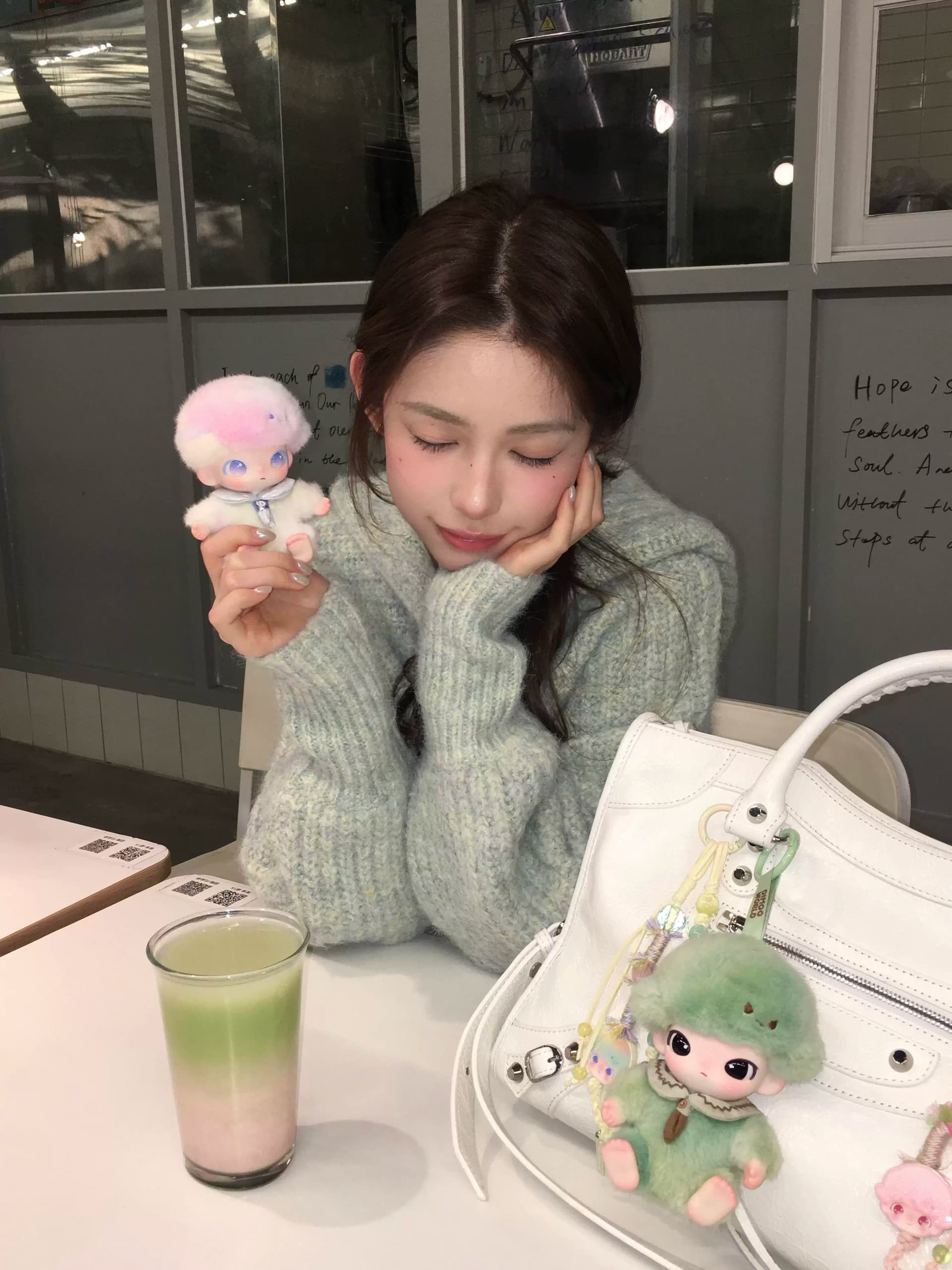 가을 겨울 후드 녹색 스웨터 오픈 가디건 여성 코트 수 있습니다. 외출용 인사이드 가져 가라. 루즈핏 느긋한 바람 슈퍼 잘 생긴 니트 맨위 상세 이미지 13