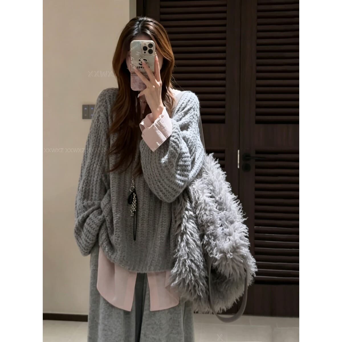 한국 동대문 이른 가을 새로운 느긋한 센스 일상 품격 캐주얼 바람 루즈핏 패션 디자인 센스 니트 스웨터 상세 이미지 4