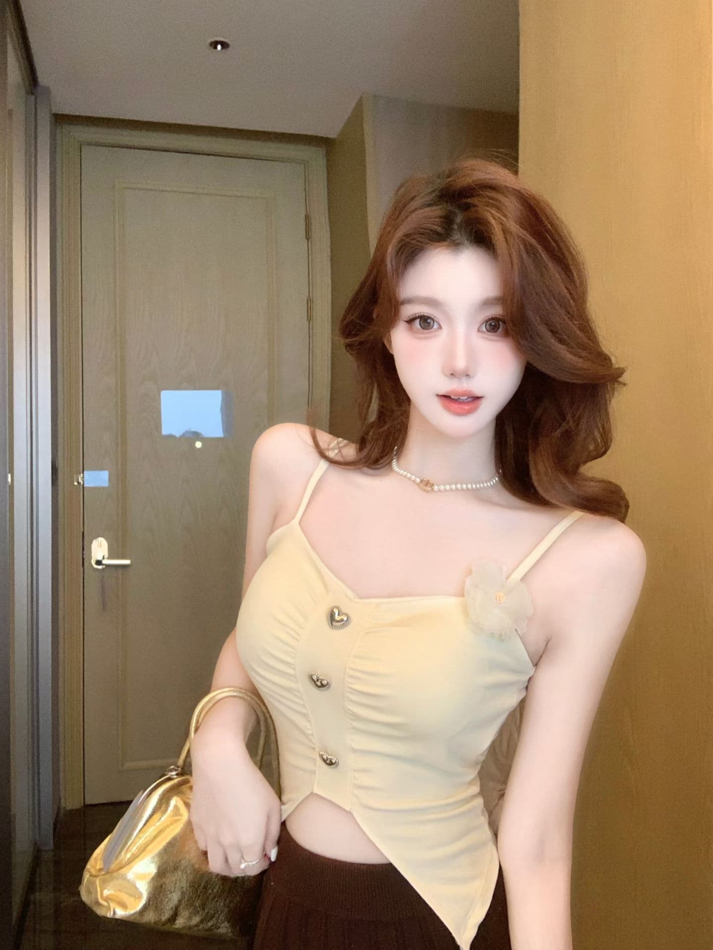 봄 새로운 달콤한 매운맛 바람 3 차원 꽃 캐미솔 몸매 가꾸기 슬림해 보이는 여성 고정 벨트 가슴 패드 의류 상세 이미지 19