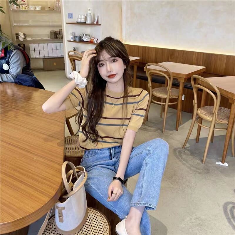 레트로 스트라이프 니트 반팔 티셔츠 여성 여름 2026 새로운 디자인 센스 작은 대중 다용도 슬림해 보이는 쇼트 스타일 맨위 상세 이미지 6