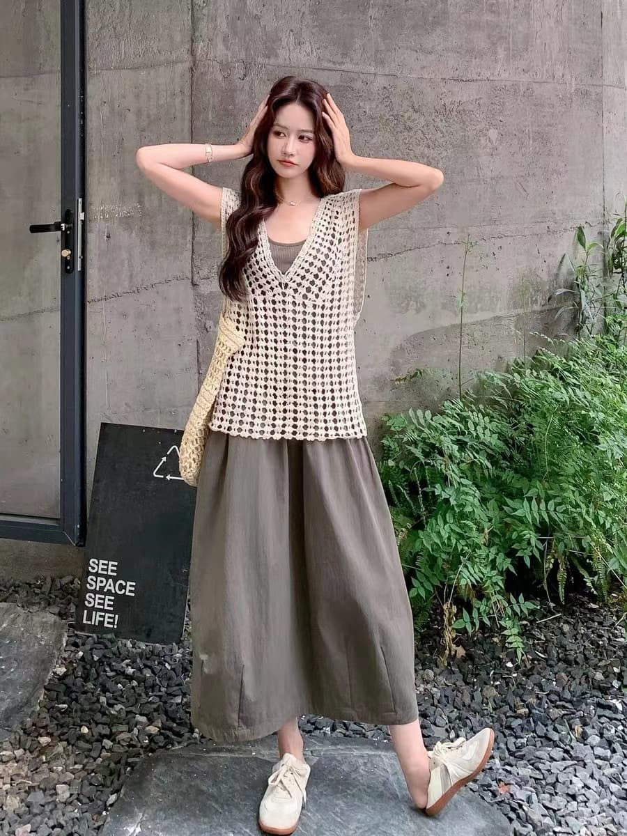 한 부서 작은 대중 디자인 센스 홀로우 아웃 짜임 조끼 여성 여름 패션 다용도 슬림해 보이는 맨위