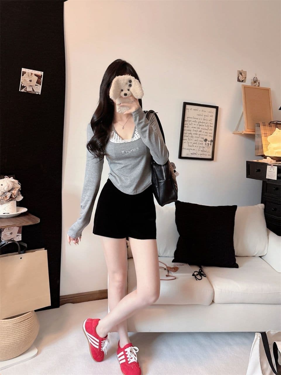 가을 달콤함 페이크 레이어드 긴팔 티셔츠 여성 벨트 가슴 패드 만나는 속옷 몸매 가꾸기 슬림해 보이는 외출용 기본 셔츠 상세 이미지 20