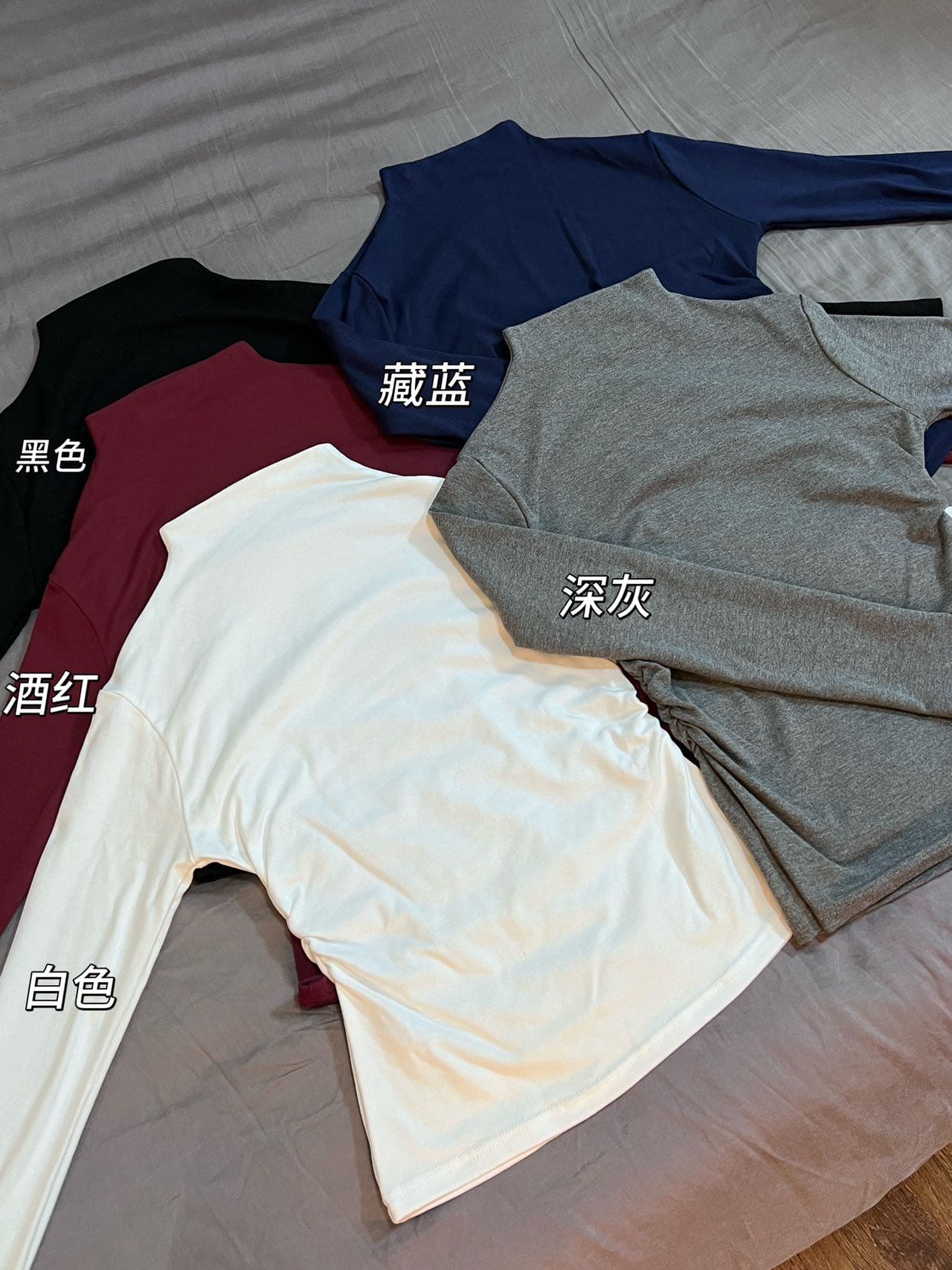 이른 가을 새로운 순수한 욕망 부드러운 바람 긍정적 인 어깨 터틀넥 긴팔 티셔츠 슬림해 보이는 여성 몸매 가꾸기 쇼트 스타일 다용도 맨위 상세 이미지 2