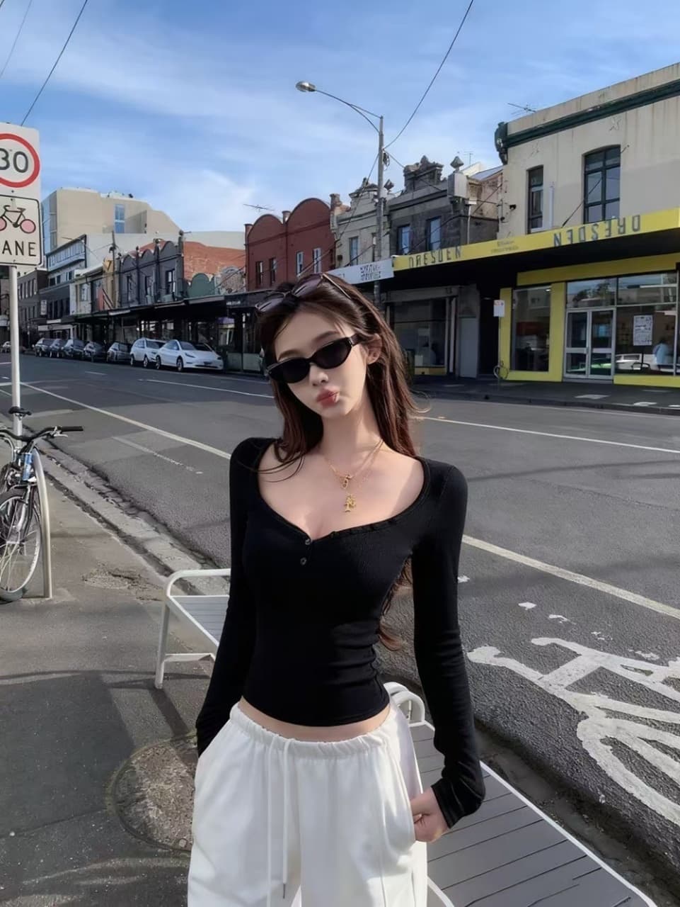 아메리칸 핫걸 섹시함 V넥 기본 셔츠 여성 봄 가을 단추 하프 열기 몸매 가꾸기 슬림해 보이는 긴팔 티셔츠 상세 이미지 8