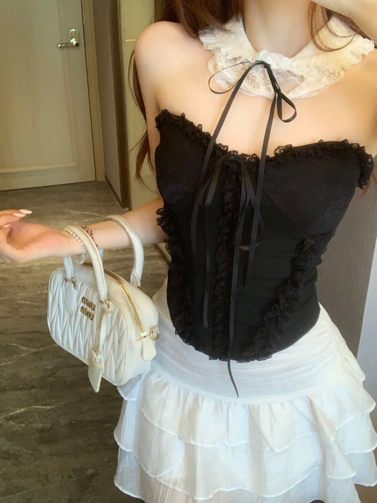 달콤함 프랑스식 순수한 욕망 바람 레이스 행침 목 조끼 여성 벨트 가슴 패드 인사이드 가져 가라. 명문 여성 천 골드 센스 민소매 튜브탑 맨위 상세 이미지 12