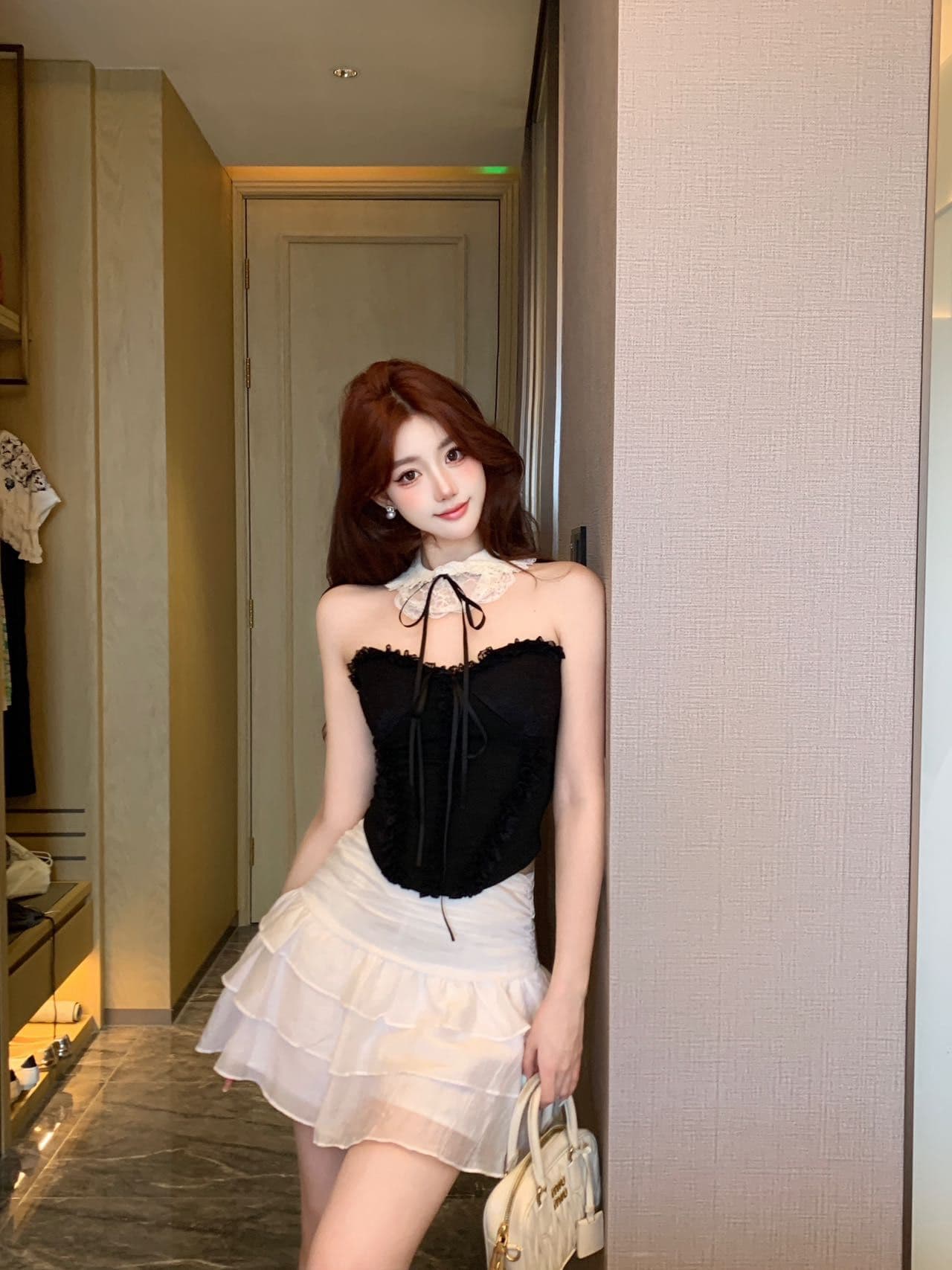 달콤함 프랑스식 순수한 욕망 바람 레이스 행침 목 조끼 여성 벨트 가슴 패드 인사이드 가져 가라. 명문 여성 천 골드 센스 민소매 튜브탑 맨위 상세 이미지 13