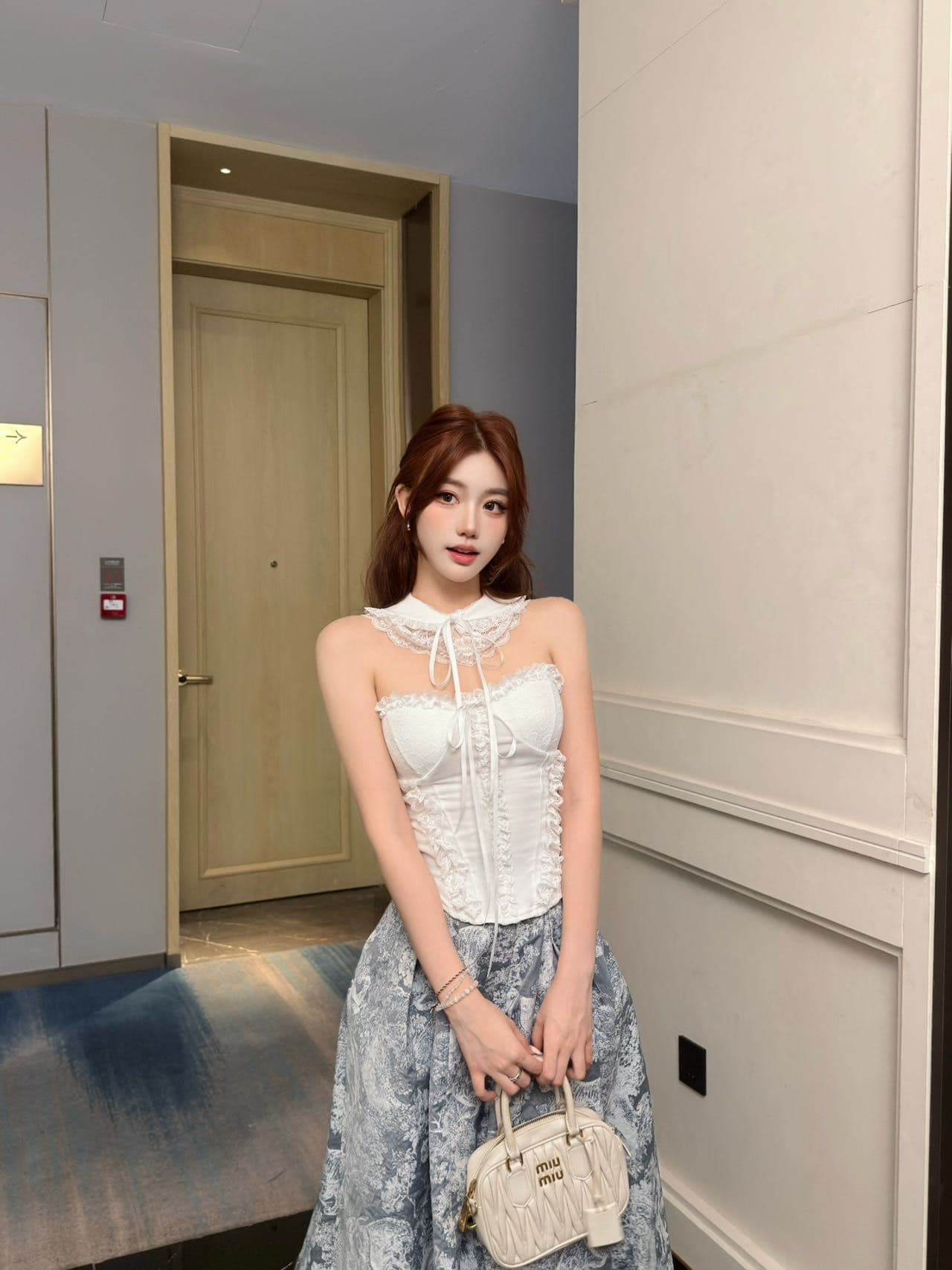 달콤함 프랑스식 순수한 욕망 바람 레이스 행침 목 조끼 여성 벨트 가슴 패드 인사이드 가져 가라. 명문 여성 천 골드 센스 민소매 튜브탑 맨위 상세 이미지 18