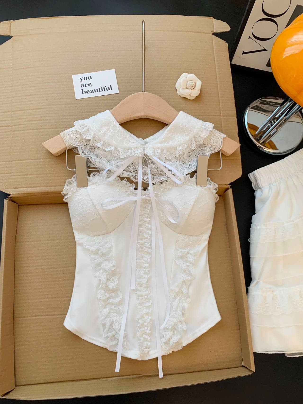 달콤함 프랑스식 순수한 욕망 바람 레이스 행침 목 조끼 여성 벨트 가슴 패드 인사이드 가져 가라. 명문 여성 천 골드 센스 민소매 튜브탑 맨위 상세 이미지 36